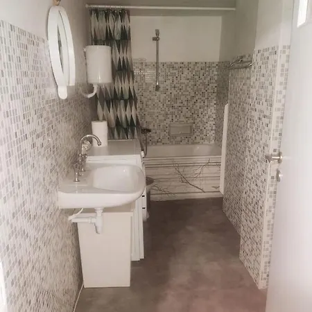 Apartment Nice In 1 *