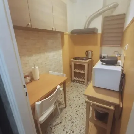 Apartment Nice In 1 Athens
